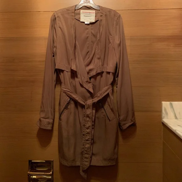 EUC Anthropologie Day Tripper trench coat size M - Picture 5 of 6